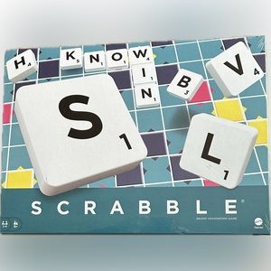 Scrabble - Mattel version 2020. Large size board.
